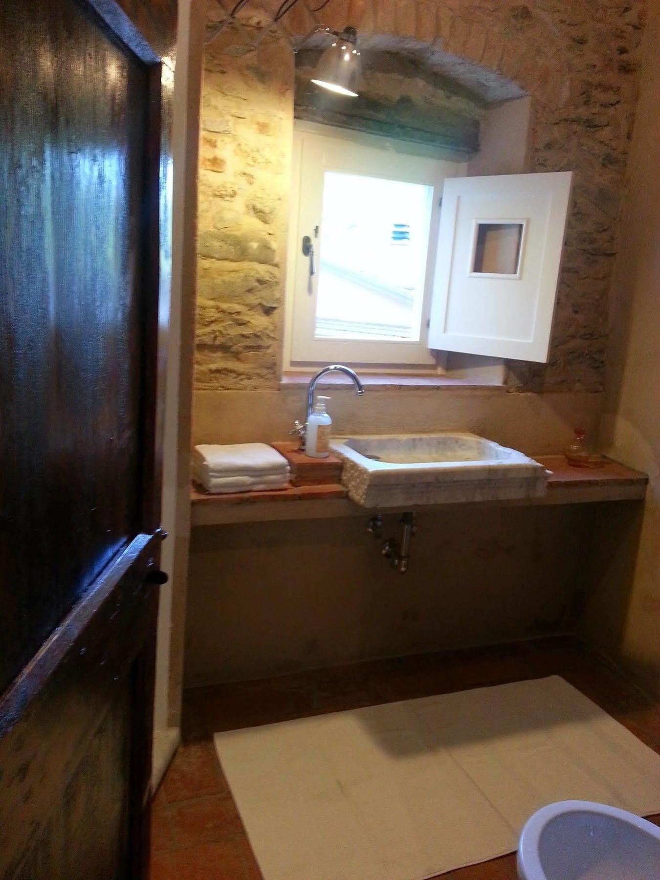 Casale Amati Country House Ortonovo Dış mekan fotoğraf