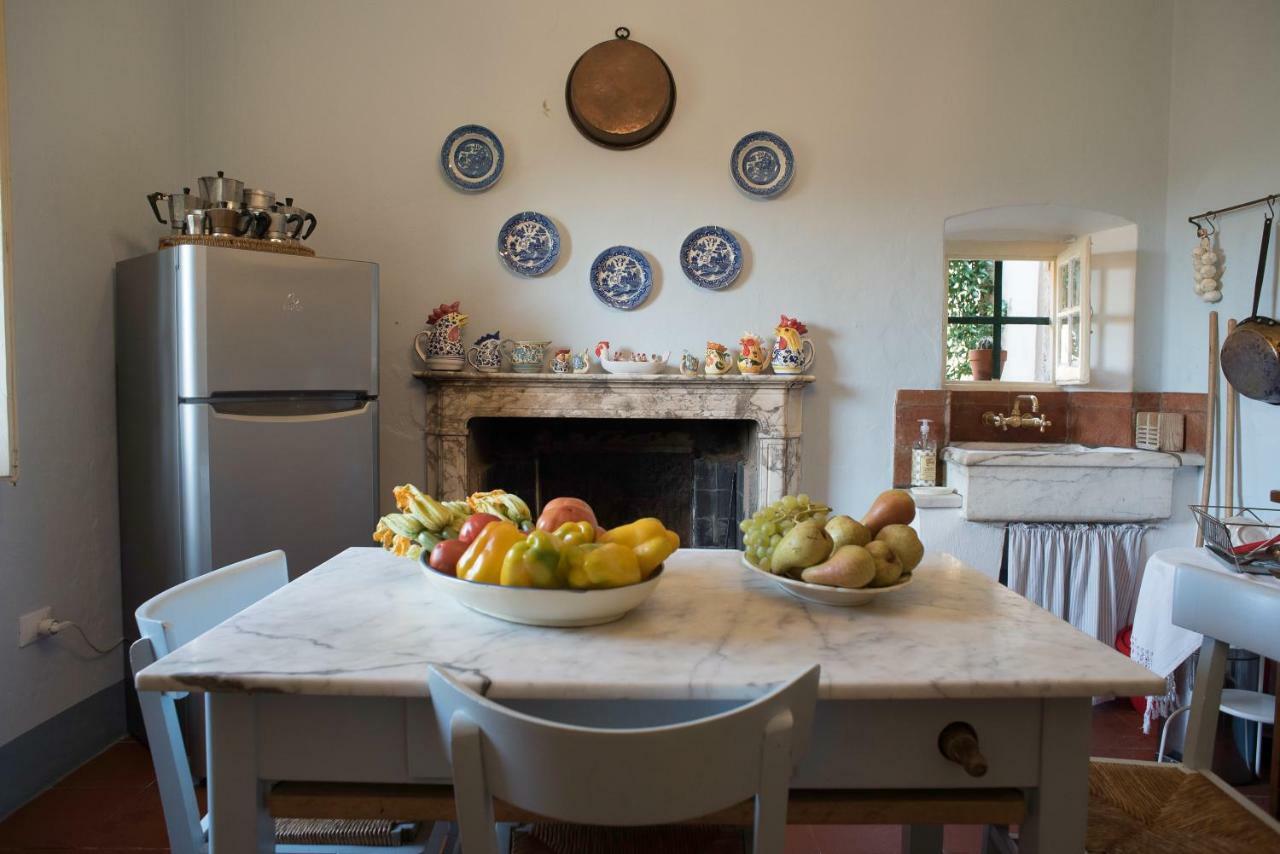 Casale Amati Country House Ortonovo Dış mekan fotoğraf